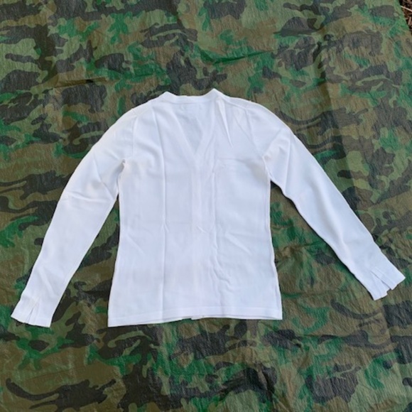 Banana Republic white v-neck cardigan size small - Picture 5 of 7